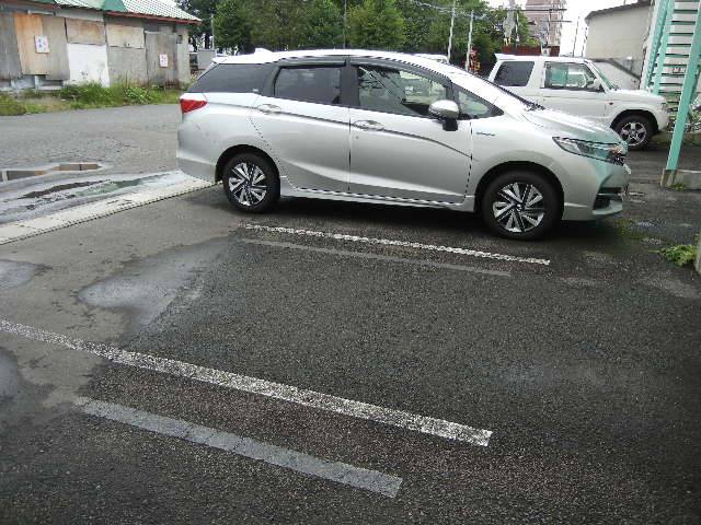 駐車場　駐車場