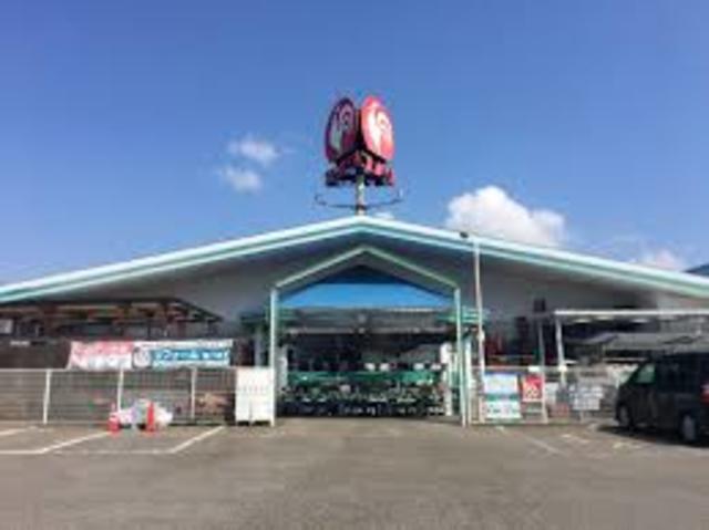 ホームセンター　コメリハード＆グリーン与板店（ホームセンター）まで481m