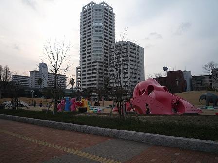 公園　勝山公園（公園）まで1000m