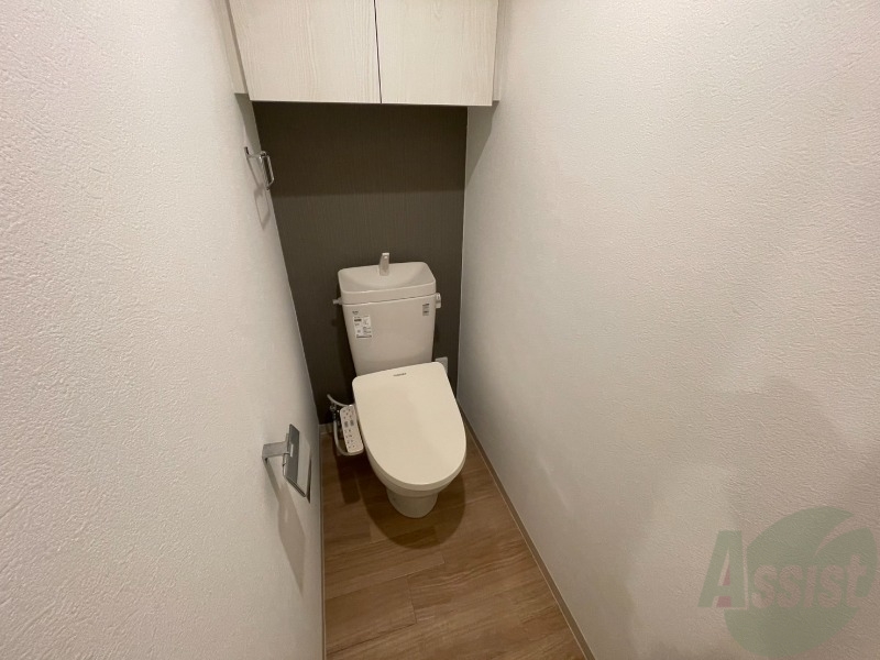 トイレ　ウォシュレット機能がついたトイレです。安心して使用できます。