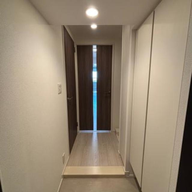 玄関　※写真は同タイプ住戸です。