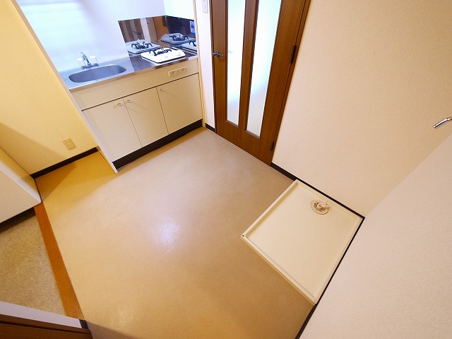 その他設備　嬉しい室内洗濯機置き場がございます。