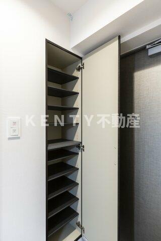玄関　明るい玄関です