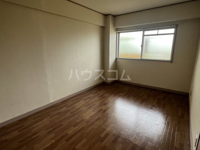 新田第5中島ハイツの内装写真