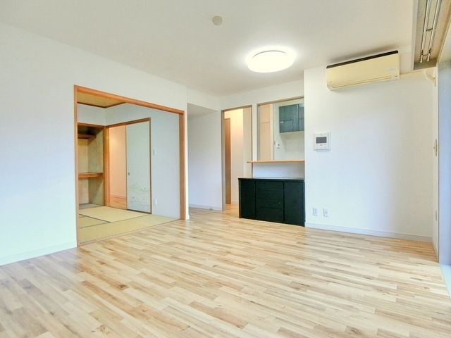 居室・リビング　※同建物参考写真