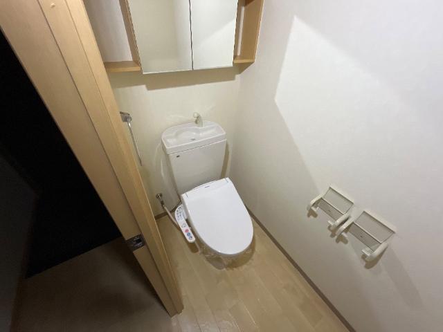 トイレ　シャワー付トイレ