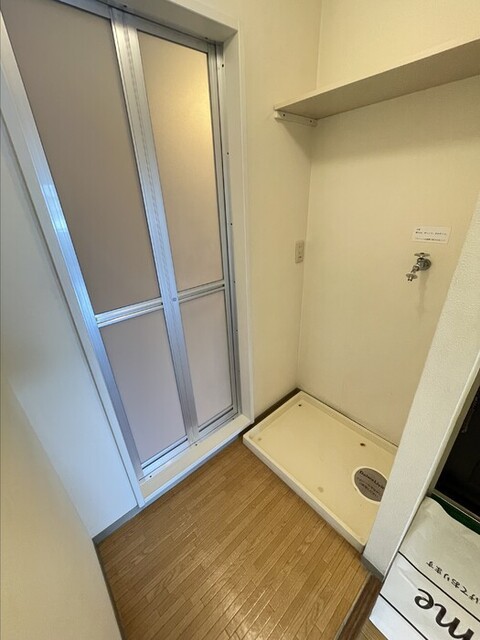 洗面設備　洗濯機置き場