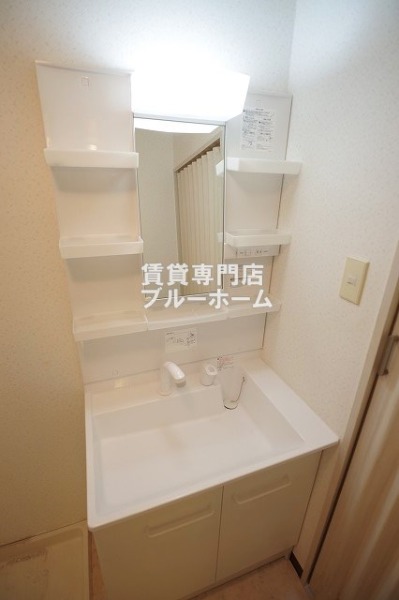 洗面設備　快適な独立洗面！