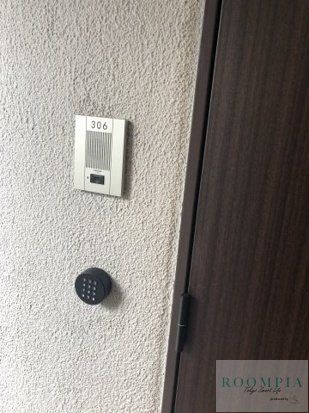玄関　設備