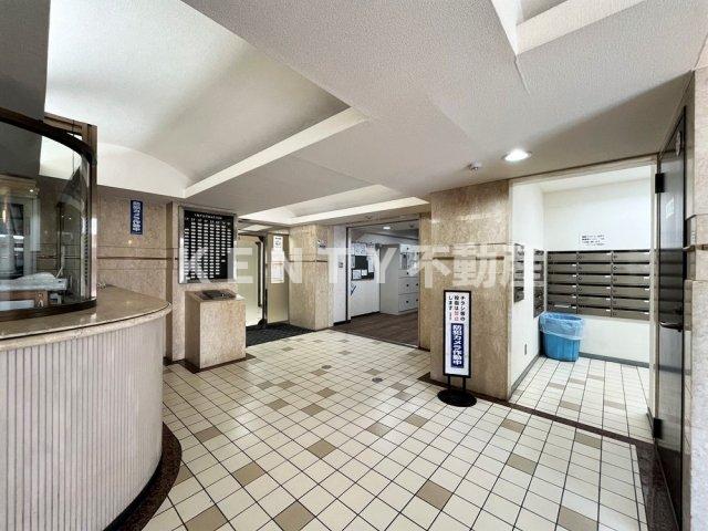 エントランス　建物の内部です