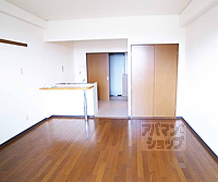 居室・リビング　明るいお部屋です