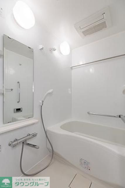 バス・シャワールーム　※写真は同タイプ住戸です。