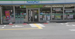 コンビニ　ファミリーマート菅原二丁目店（コンビニ）まで178m