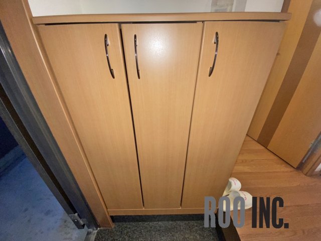 収納　写真は反転のお部屋です
