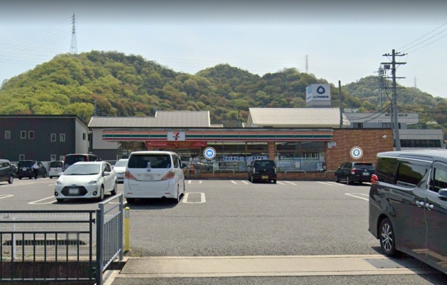 コンビニ　セブンイレブン　姫路青山４丁目店（コンビニ）まで400m