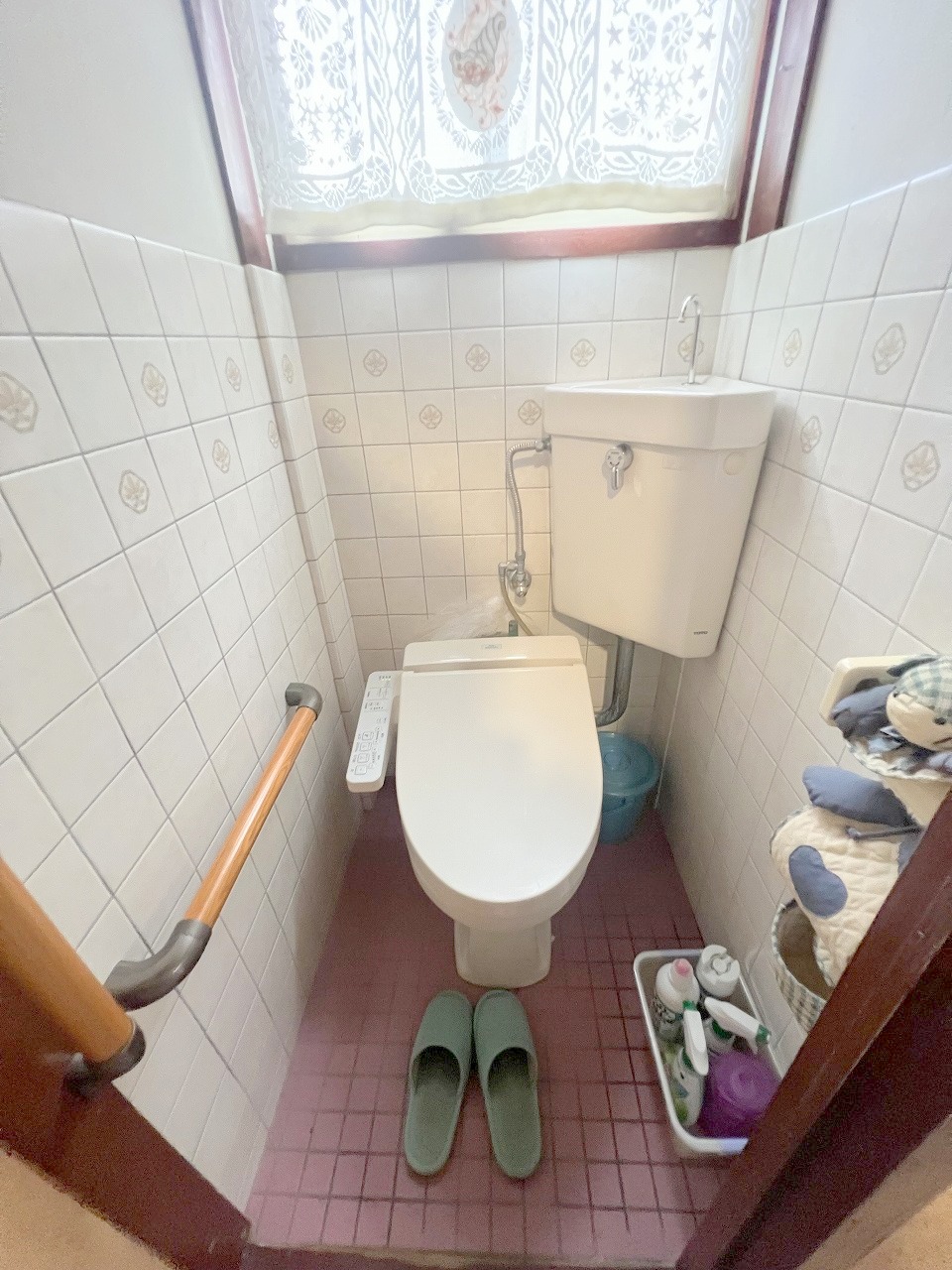 近鉄奈良線 東花園駅 徒歩7分 2階建 築56年のトイレ写真