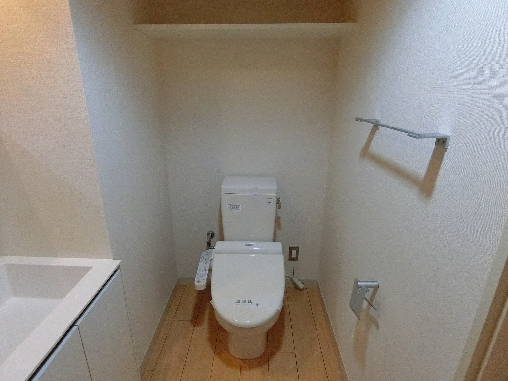 トイレ　癖になるウォシュレット完備