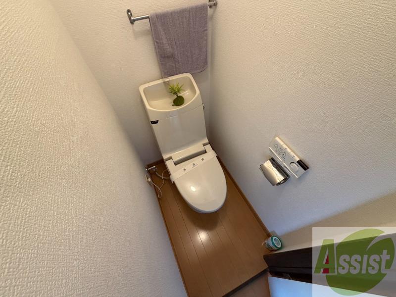 ＪＲ札沼線 八軒駅 徒歩10分 3階建 築37年のトイレ写真
