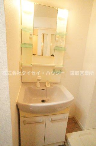 洗面設備　同タイプの物件となります。