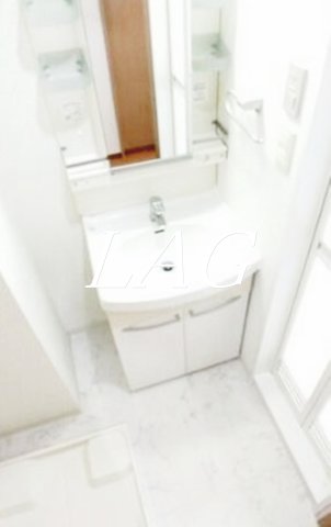 洗面設備　独立洗面台です。