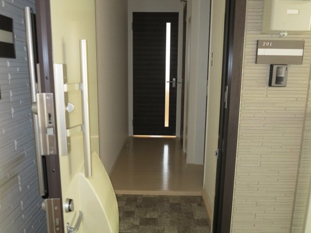 玄関　同タイプ別部屋
