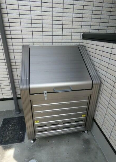 その他設備　ゴミ置き場は敷地内です。