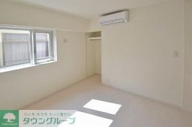 コートルミエールの居間写真