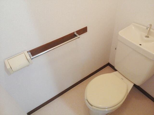 トイレ　トイレもきれいです