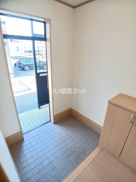 メリープラッツ平成町III棟の玄関写真