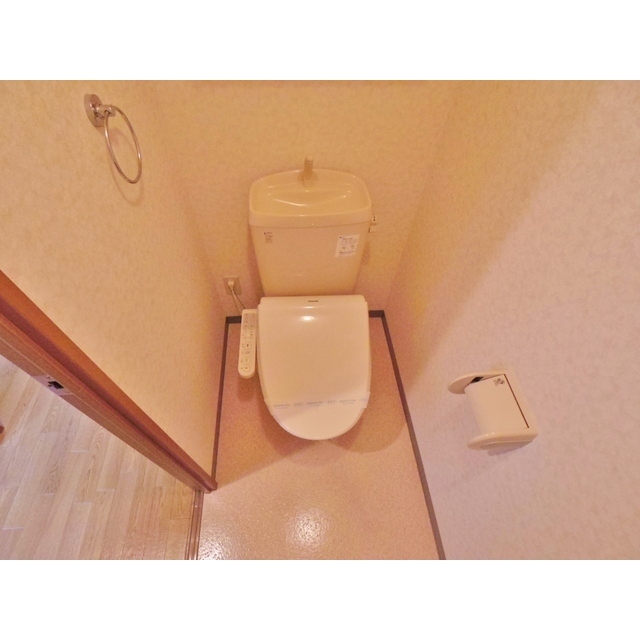 【駒ヶ根市赤穂のアパートのトイレ】
