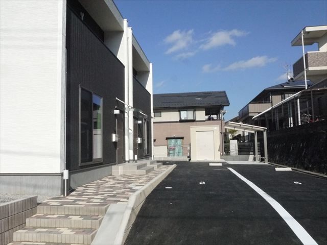 広島県東広島市西条中央８（一戸建）の賃貸物件の外観