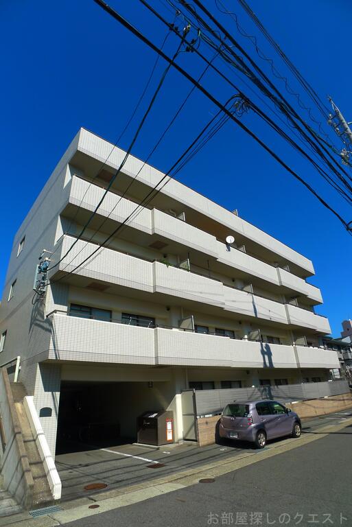 名古屋市天白区植田東のマンションの建物外観