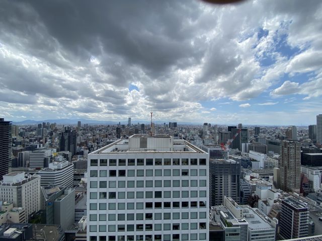 【大阪市中央区安土町のマンションの眺望】