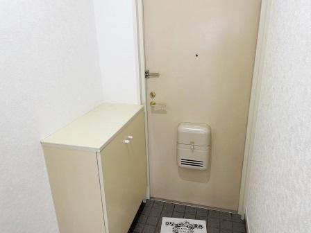 【戸田市笹目のマンションの玄関】