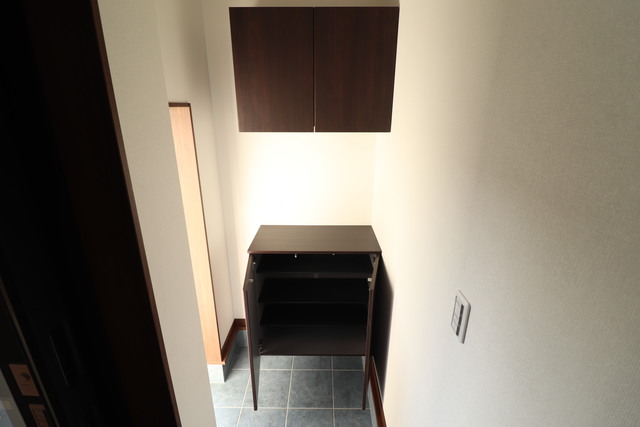 玄関　シューズボックス