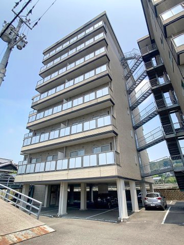 建物外観　2025年7月撮影