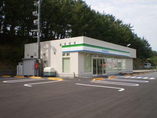 コンビニ　ファミマ 福井テクノポート店（コンビニ）まで4100m