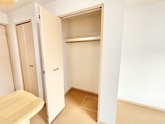 収納　クローゼット