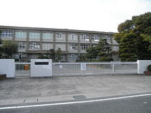 小学校　三樹小学校（小学校）まで772m