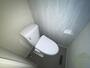 トイレ　トイレは清潔感があり安心して使用できそうです。