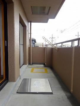 　バルコニー　ベランダ