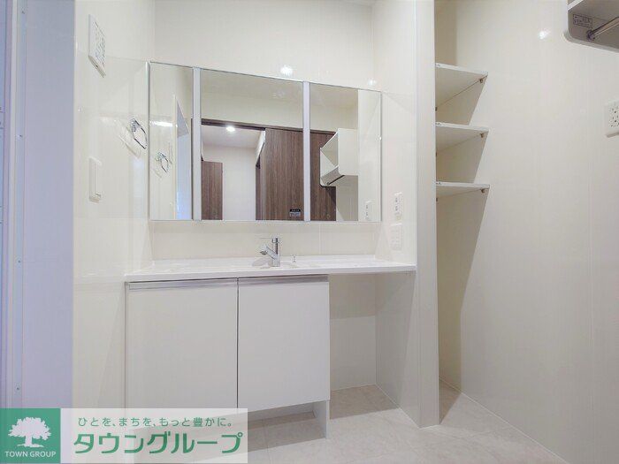 洗面設備　収納