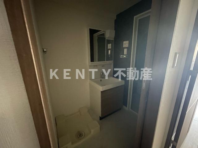 洗面設備　コンパクトで使いやすい洗面所