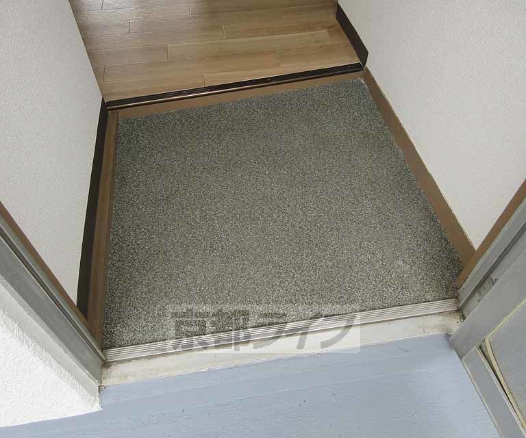 玄関　広め玄関です！