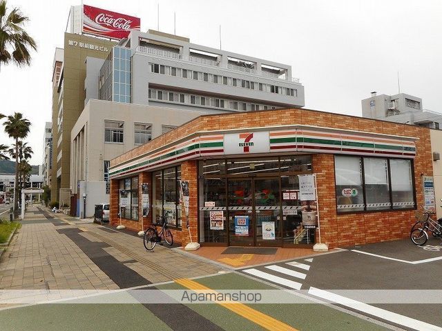 コンビニ　セブンイレブン高知駅前店（コンビニ）まで444m