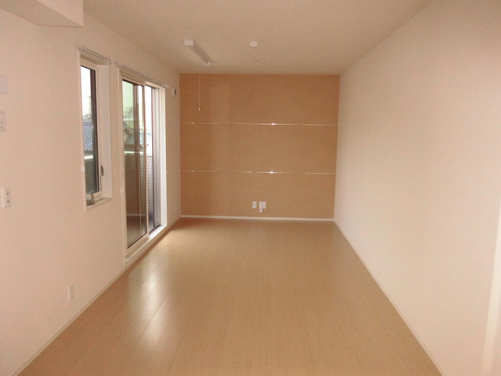 居室・リビング　リビング：別号室の写真