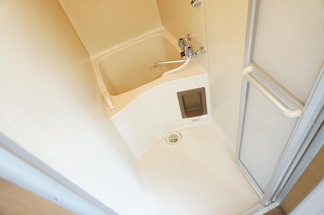 バス・シャワールーム　浴室