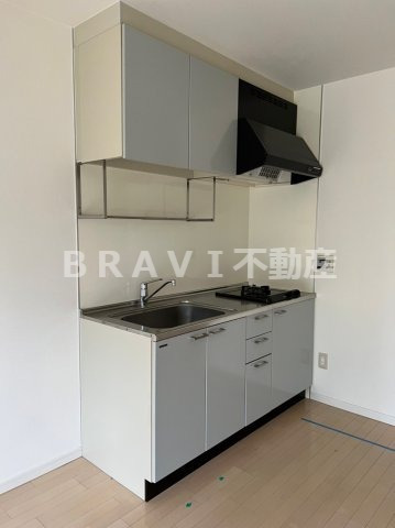 キッチン　【アリス・マナーガーデン谷町】コンパクトなキッチンで掃除もラ