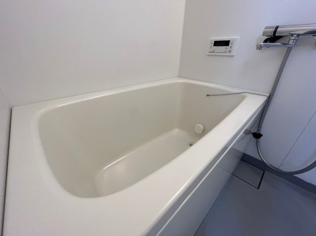 バス・シャワールーム　詳細は、RISUMO江坂本店までお問合せください♪