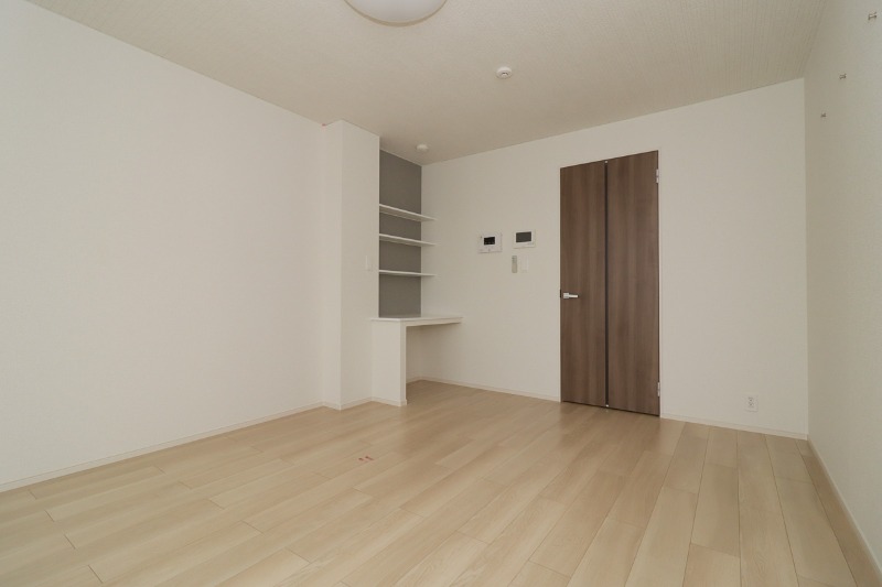 居室・リビング　図面と現状に相違がある場合には現状を優先